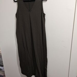 Old Navy Maternity Striped Maxi Dress